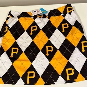 Pittsburgh pirates women’s Skort. Size 6. New with tags. Loudmouth.